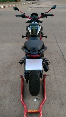 ขายคับ BENELLI TNT300S ปี2015 รถวิ่งมา11,000 โล ท่อแต่งเคฟล่าสลิปออน แฮนแต่งกระจกแต่ง กันล้ม book service ครบ กุญแจ3 ดอก ยางหน้า-หลัง โซ่ สเตอร์เต็ม ราคา 99500 บาท ส่งได้ทั่วไทยคับ สนใจติดต่อ 081-0578282 FACEBOOK ชาญณรงค์ ป๊อป ชัยอมฤต ไอดีไลน์ POPBIGBIKES