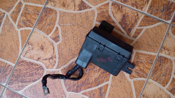 กล่องฟิวส์ MAIN ในห้องเครื่อง ของรถ VOLVO กล่องฟิวส์ MAIN ในห้องเครื่อง ของรถ VOLVO