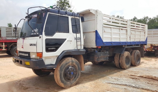 ขาย 10 ล้อดั้ม FUSO FN527M-A คัสซีสวยตลอดเส้น เครื่อง 6D16 195 แรงม้า เกียร์ 10 สปีด เอกสารเล่มทะเบียนครบ