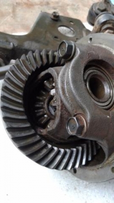 ขายชุดเฟืองหน้าถอดจากอีซูซุโรดิโอ4x4ปี94 ขายชุดเฟืองหน้าถอดจากอีซูซุโรดิโอ4x4ปี94