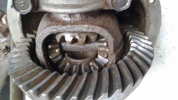 ขายชุดเฟืองหน้าถอดจากอีซูซุโรดิโอ4x4ปี94 ขายชุดเฟืองหน้าถอดจากอีซูซุโรดิโอ4x4ปี94