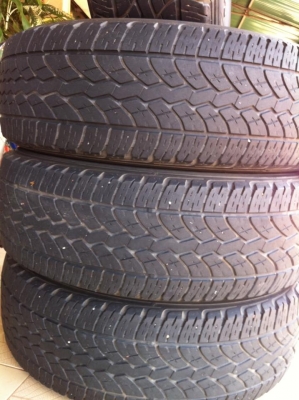 ยางโยโกฮาม่าพึ่งถอด พอดีเปลี่ยนยางมาใหม่เหลือ2เส้น