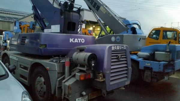 รถเครน KATO  10ตัน 6บูม