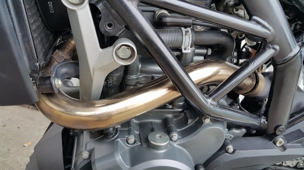 KTM Duke200 2015 ABS ท้อปสุด ไมล์น้อย มีประกันศูนย์ ต่อรองได้ครับ