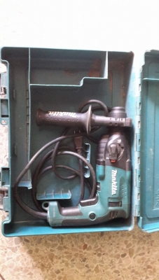 สว่าน Makita