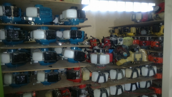 เครื่องตัดหญ้าเก่าญี่ปุ่น 0835662999Lineid:hs4trp ราคาเริ่มต้น2800-4500 บาท