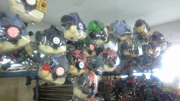 เครื่องตัดหญ้าเก่าญี่ปุ่น 0835662999Lineid:hs4trp ราคาเริ่มต้น2800-4500 บาท