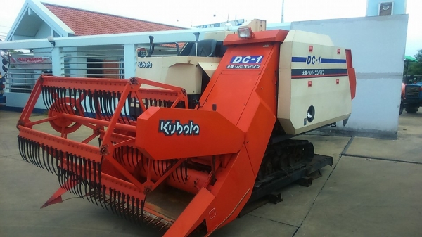 ขายรถเกี่ยวข้่าวเก่าญี่ปุ่น มือสองพร้อมใช้