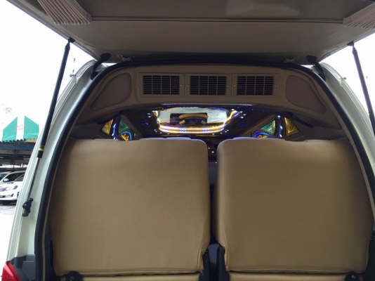 โทร 0922726669 ตันหยงเบสท์รถตู้ฝั่งธน COMMUTER ปี 2013 เบนซิน //  แต่งวีไอพี แอร์บัส เบาะหนัง 4 แถว ราคา 899,000 บาท