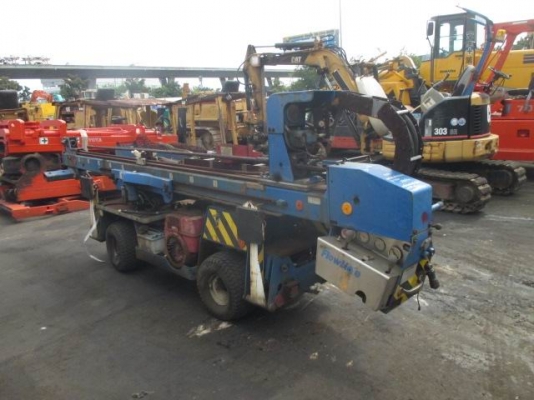 ขายเครื่องเจาะสภาพตามรูป สินค้าเก่านอก ราคา 350,000 บาท