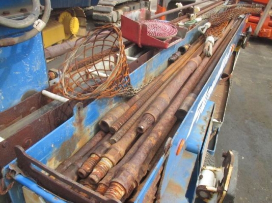 ขายเครื่องเจาะสภาพตามรูป สินค้าเก่านอก ราคา 350,000 บาท