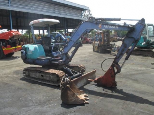 ขายรถขุดเล็ก ยี่ห้อ AIRMAN รุ่น AX30-2  ราคา 285,000 บาท