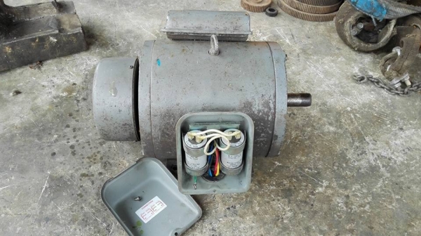 ** ขอบคุณผู้ซื้อ&amp;พี่เสือครับ ** มอเตอร์ HITACHI 3 HP 220V ไฟบ้านสภาพเทพเดิมยันเล็บวิ่งนุ่มมาเทสก่อนได้
