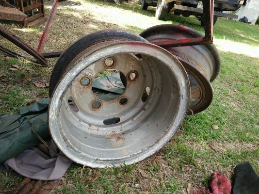 ขายเฟืองท้าย isuzu 5 น็อท พร้อมกระทะ