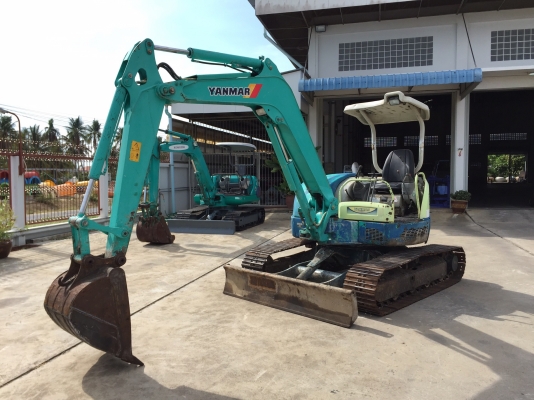 รถขุด Yanmar VIO40 Global มือสองนำเข้าจากญี่ปุ่น พร้อมใช้งาน