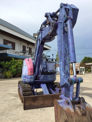 รถขุด Komatsu PC12UU-2 มือสองนำเข้าจากญี่ปุ่น พร้อมใช้งาน