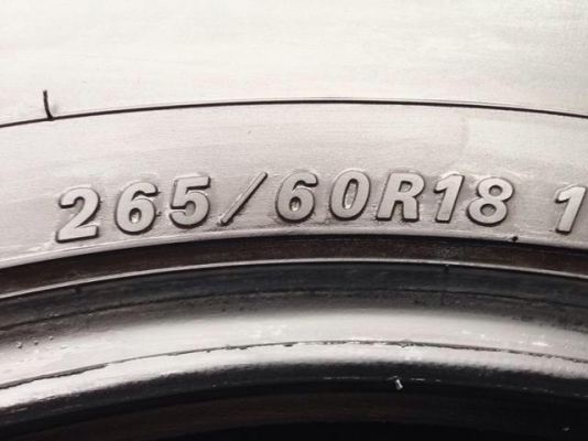 ยาง FALKEN 265 60 18 ปลายปี14 พร้อมใช้งาน ราคาไม่แพง