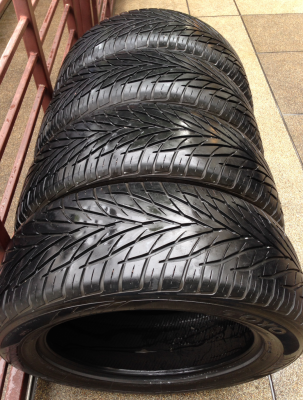 ยาง Toyo 275 55 20 ปี11 ดอกเต็ม ใช้งานน้อย ราคาไม่แพง