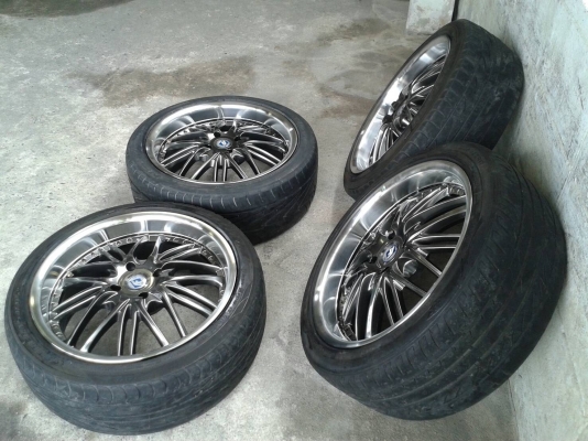 ขอบ17นิ้ว4รู100 พร้อมยาง สวยๆ 4 ล้อ ราคา 6900 บาท