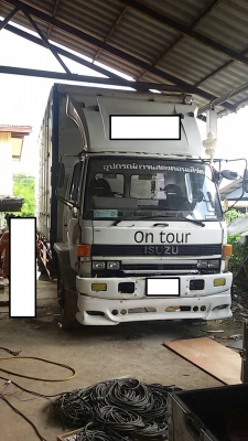 ร๊อกกี้  6 ล้อ