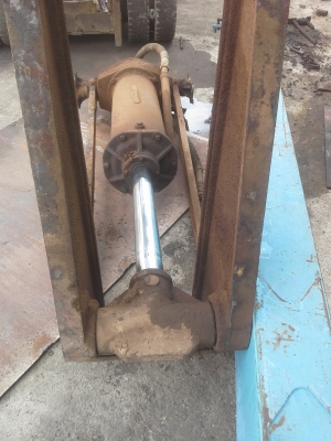 ขายดั้ม12ตันกระบอกใหญ่ แกน75มิลยิงหน้า