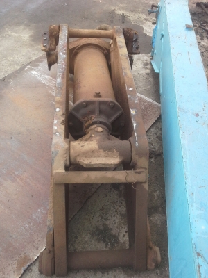 ขายดั้ม12ตันกระบอกใหญ่ แกน75มิลยิงหน้า