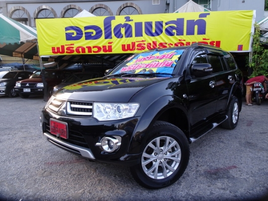 ปาเจโร่ รุ่นท้อปสุด ใหม่มาก สภาพป้ายแดง