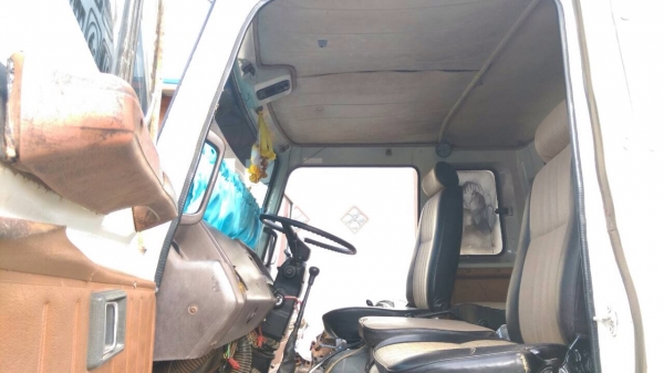 ขายรถบรรทุกดัมพ์ HINO F18 เครื่องเดิม HO7C-185 แรง 2 เพลา รถวิ่งอ้อย แชสซีสวย ทะเบียนพร้อม