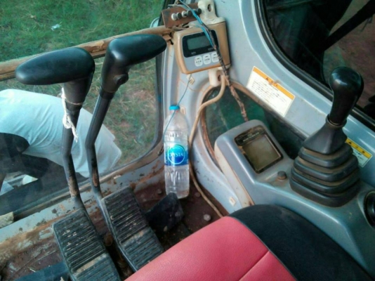 ขายแบคโค SK200 มาร์คไฟว์ ไฟฟ้าเต็ม ช่วงล่างแน่น แอร์เย็น เอวแน่น บูมอามสวย เอกสารเล่มทะเบียนพร้อมโอน ราคา1,070,000 สนใจโทร 090-8588220คุณนะ 093-3258446คุณบิว หรือเข้าดูสินค้าอื่นๆได้ที่ www.narong2truck.com หรือ www.truck.in.th/498 หรือเพจFacebook ณรงค์ ซ