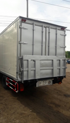 ขาย ตู้แห้ง ท้ายลิฟ ช่วงยาว5.50ม สภาพดีสวยพร้อมใช้ ราคา49,000บ ยกลงจาก ฮีโน่เดก้า ยาว5.50ม ท้ายลิฟ