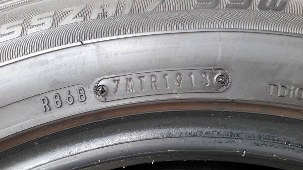 ขายยาง dunlop direzza dz101 235/55zr17 99w TH