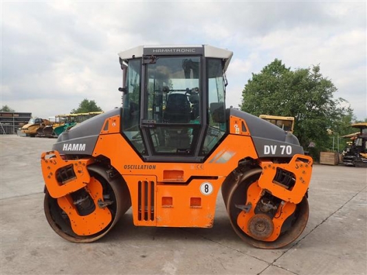 ขายรถเบรคดาวน์ขนาด 7 ตัน Hamm DV70VO มือสองนำเข้า สภาพสวย ยังไม่เคยใช้งานที่ไทย