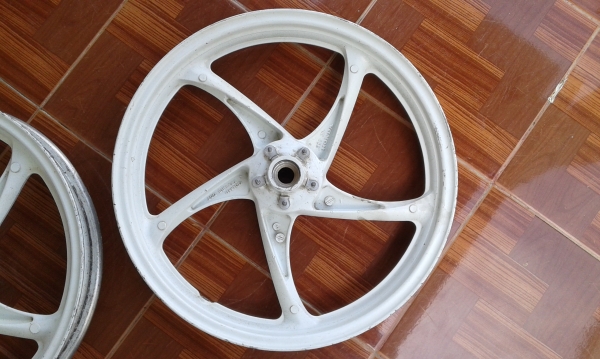 ขายแม็ก LS