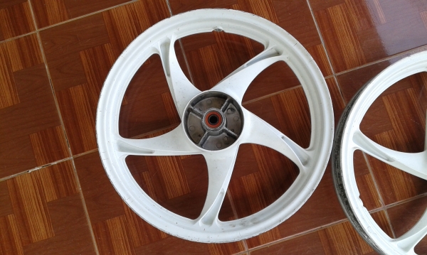 ขายแม็ก LS