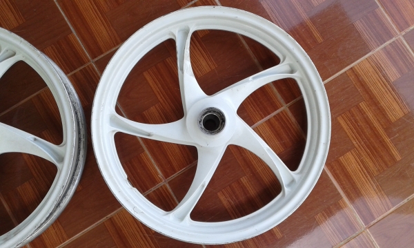 ขายแม็ก LS