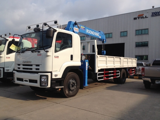 ขายรถบรรทุกพร้อมเครนติดหลังรถบรรทุก มือ 1 มือ 2 และเครนใหญ่ 25 ตัน 50 ตัน 4 ล้อและ 6 ล้อ มือ 1 และ มือ 2