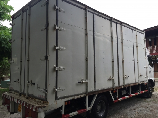 ขาย6ล้อ ตู้10บาน FC4JJPA 145แรง ยาว 5.50เมตร ขาย 695000 บาท