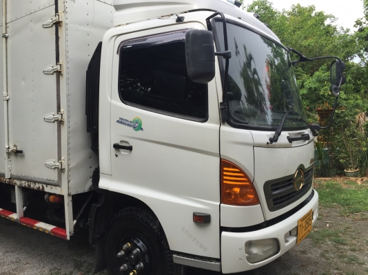 ขาย6ล้อ ตู้10บาน FC4JJPA 145แรง ยาว 5.50เมตร ขาย 695000 บาท