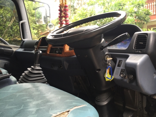 ขาย6ล้อ ตู้10บาน FC4JJPA 145แรง ยาว 5.50เมตร ขาย 695000 บาท