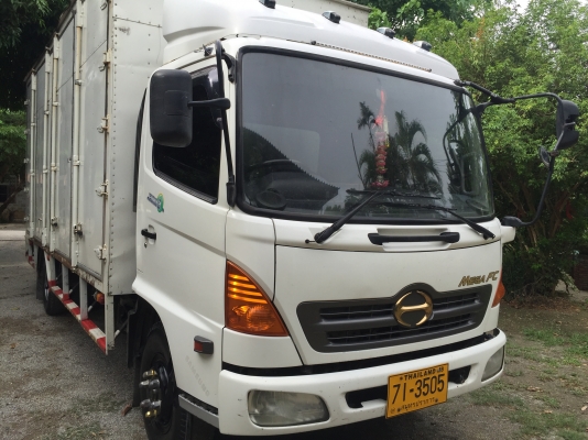 ขาย6ล้อ ตู้10บาน FC4JJPA 145แรง ยาว 5.50เมตร ขาย 695000 บาท