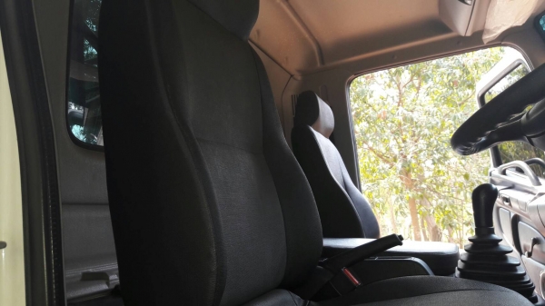 ขายเมก้า  FC9JJLA  175 แรง ยาว 5.60 ม. ปี 56  รถพร้อมใช้งาน  เอกสารพร้อมโอนครับ