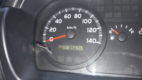 ขายเมก้า  FC9JJLA  175 แรง ยาว 5.60 ม. ปี 56  รถพร้อมใช้งาน  เอกสารพร้อมโอนครับ