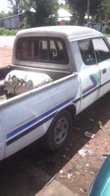 รถกะบะมาสด้าแฟมมิลี