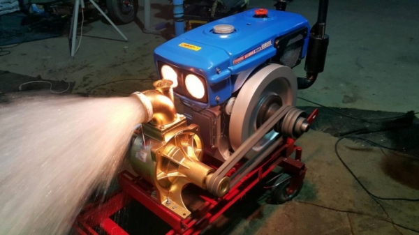 เครื่องสูบนํ้าคูโบต้า 15 แรง มือสองจากนอกยังไม่เคยใช้งานในไทย