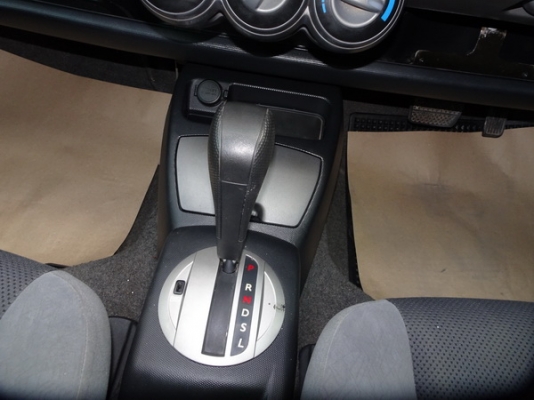 HONDA JAZZ 1.5IDSI AT ปี2005