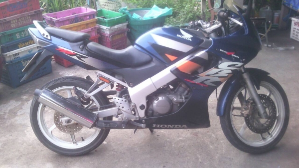 Honda  Cbr150 R