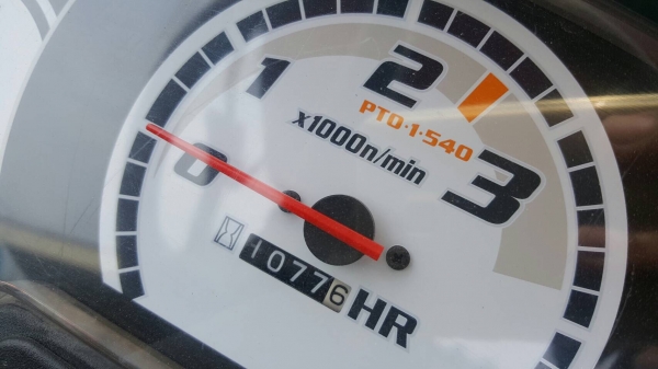 ขายรถไถ B2420 ใบดันหน้า โรตารี่ สีเดิมทั้งคัน รถพร้อมใช้งาน