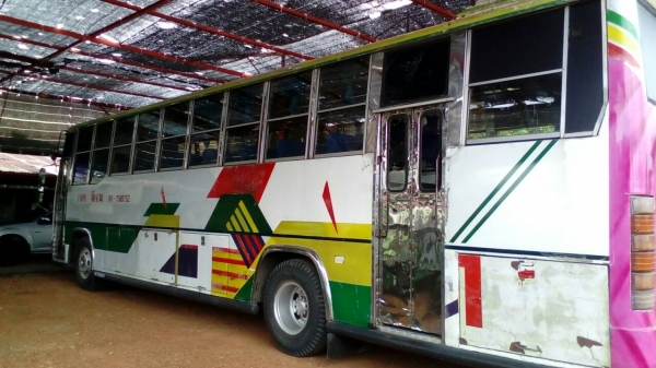 ขายรถบัส ชั้นคืบ ตัวถังนางพญา สแตนเลส คัสซี Benz เครื่อง Nissan ท่ออ้อม 280 คานหน้า-คานท้าย Zm เบรคแห้ง Hino รุ่นน็อตหัวเพลา 10 ตัว แหนบ Benz 210 โช๊คคันโครงพร้อม หน้า-หลัง พร้อมโอนได้เลย ราคา 350,000 บาท ต่อรองได้ สนใจติดต่อ คุณเสน่ห์ โทร 081-2924481 , 0 ขายรถบัส ชั้นคืบ ตัวถังนางพญา สแตนเลส คัสซี Benz เครื่อง Nissan ท่ออ้อม 280 คานหน้า-คานท้าย Zm เบรคแห้ง Hino รุ่นน็อตหัวเพลา 10 ตัว แหนบ Benz 210 โช๊คคันโครงพร้อม หน้า-หลัง พร้อมโอนได้เลย ราคา 350,000 บาท ต่อรองได้ สนใจติดต่อ คุณเสน่ห์ โทร 081-2924481 , 0