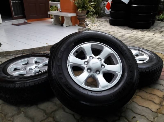 ล้อ Isuzu blue power ขอบ 16 พร้อมยาง bridge stone 245/70/16 ปี 16 ชุดล่ะ 19,500