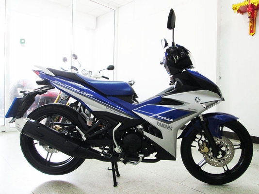 (โอนฟรี) ขาย Exciter 150 ปี 2016 ไมล์แท้ 1917 กม แรงด้วยขุมกำลัง 150 CC สภาพสวยเดิมๆ เครื่องแน่ๆ  สีน้ำเงิน เทา จด 25 มกราคม 2559 ราคา 53900 บาท